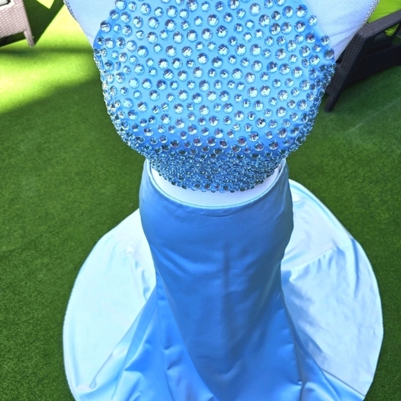 Sherri Hill Crystal Halter Gown Set ✦ Light Blue 2‑Piece Prom Dress w/ Train ✦ 4 - Picture 8 of 17